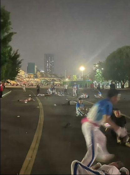 珠海司机驾车乱撞