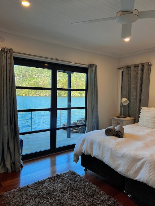 Berowra Waters Glass House
