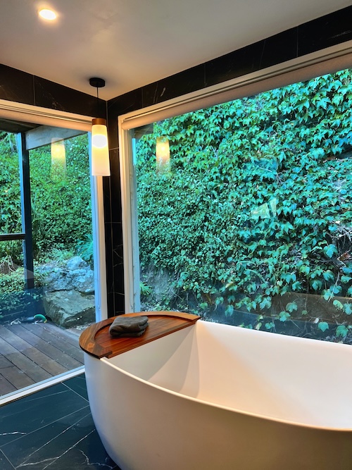 Berowra Waters Glass House