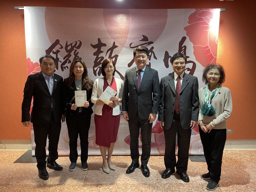 澳洲主辦方合影