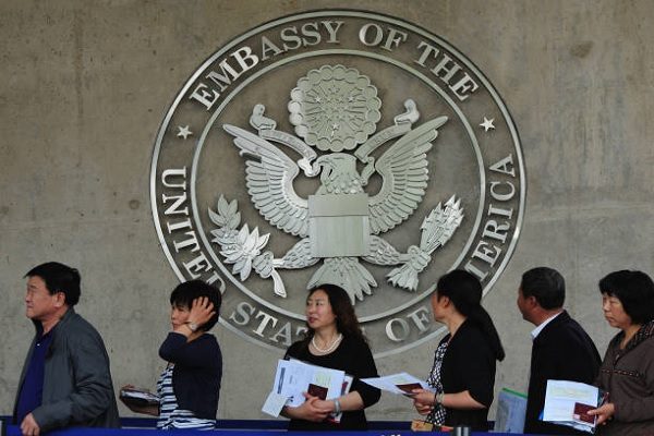 美国驻北京大使馆。数据图片。（MARK RALSTON/AFP/GettyImages）