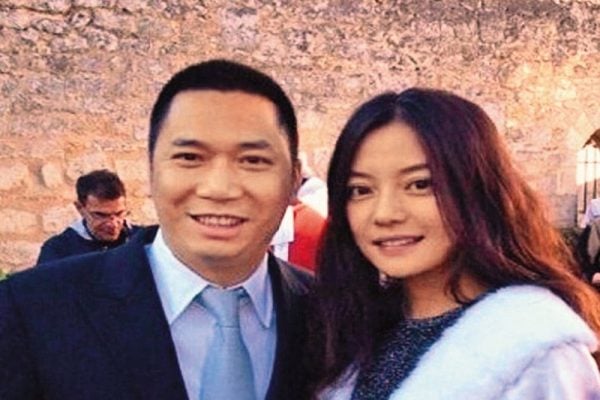 中国影星赵薇与其前夫黄有龙。（网络图片）