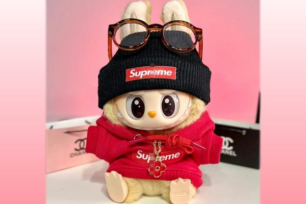 淘寶上的Labubu娃衣產品。（taobao.com擷圖）
