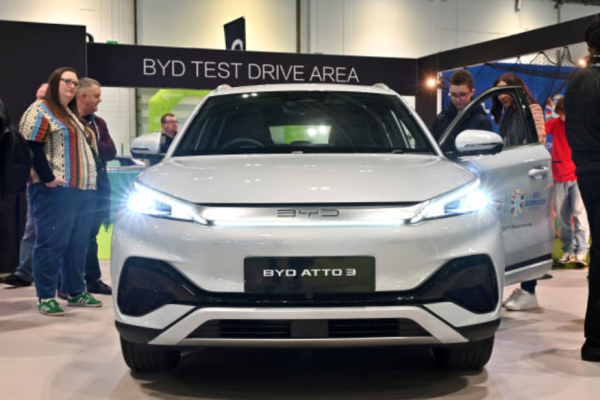 比亞迪ATTO3電動汽車。 (Photo by John Keeble/Getty Images)