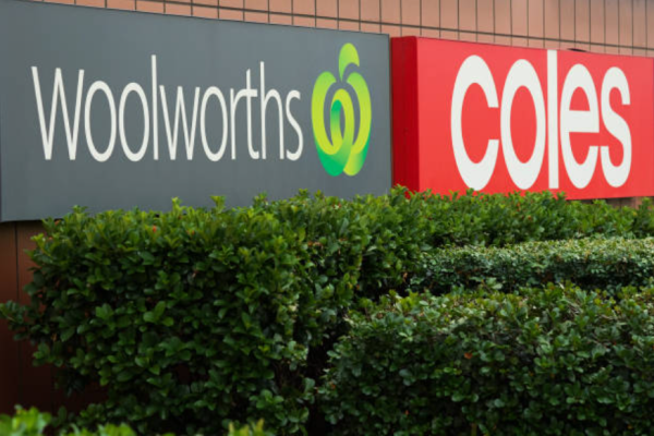 Woolworths和Coles(Photo by Asanka Ratnayake/Getty Images)