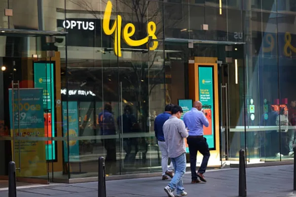 悉尼中央商务区的一家Optus门店。(Photo by Lisa Maree Williams/Getty Images)