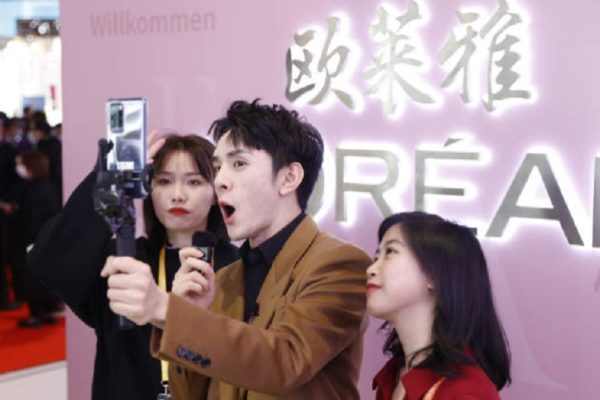李佳琦疑因“坦克冰淇淋”踩到“六四”红线。（图片：TPG/Getty Images）