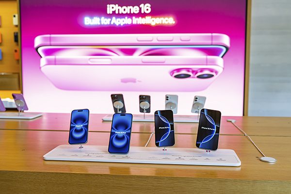 Apple iPhone 16 Pro 手机