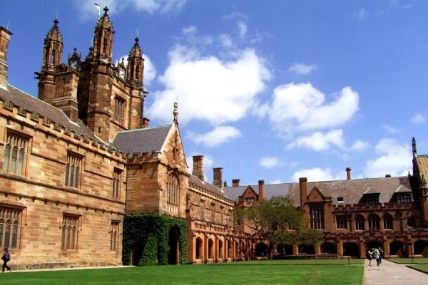悉尼大學
