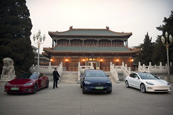 習近平上台後，中共紅二代越來越被邊緣化，但也保留使用了部分效忠他的紅二代。圖為北京中南海資料圖。(Mark Schiefelbein - Pool/Getty Images)