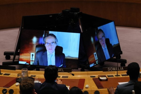 2025年6月13日，纽约联合国总部，国际原子能总署（IAEA）总干事格罗西（Rafael Grossi）在安理会会议上发言。(Michael M.Santiago/Getty Images)